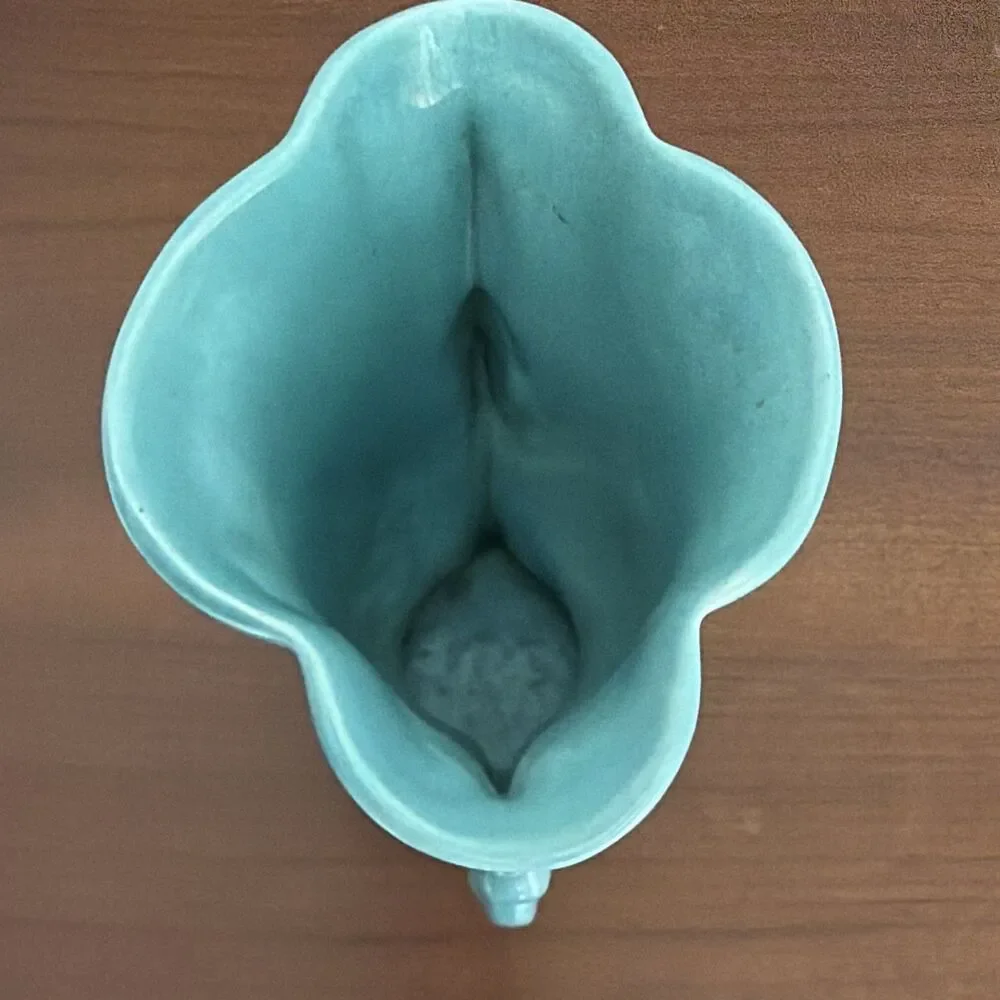 Vintage Aqua/turquoise Ceramic Vase Floral Sides 8 in. Stamped 3530 California